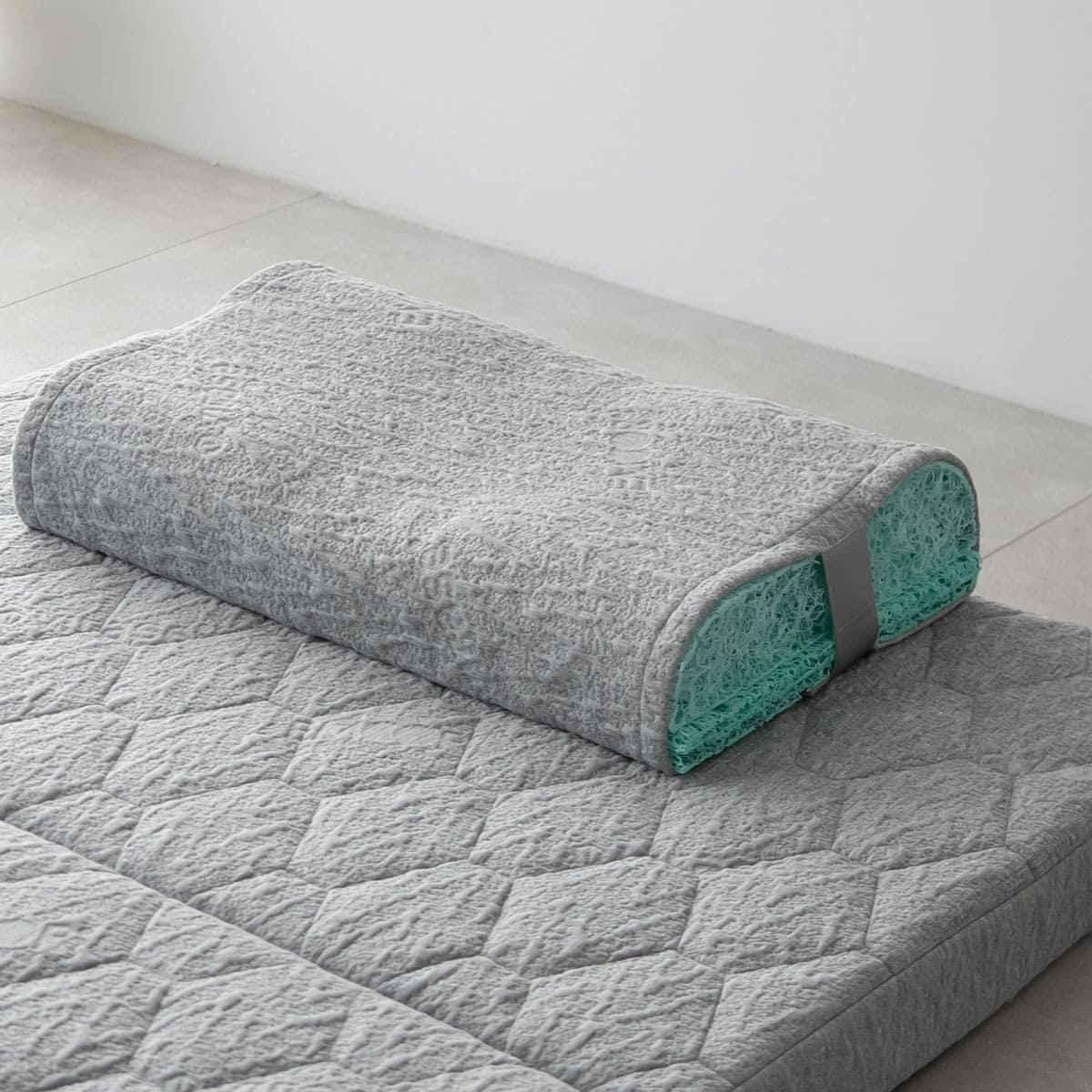 3Dファイバーまくら 通気性 日本製 抗ウイルス カバー付き 高さ調節シート付き 高反発 かため 洗える 丸洗い 清潔 コンパクト 小さめ ショールーム体験可