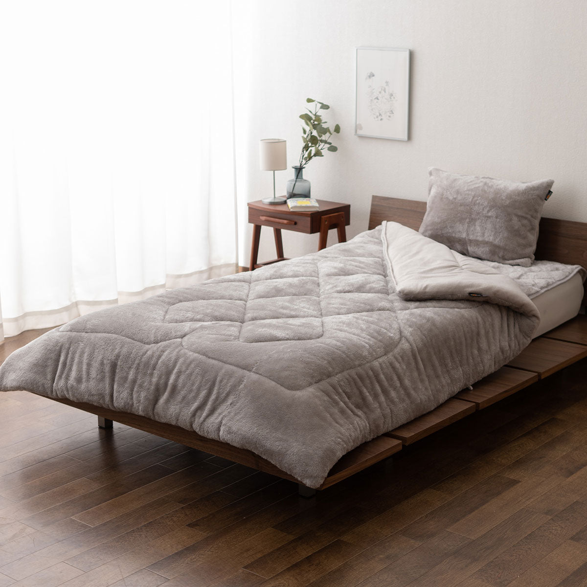 掛け布団 シングル 発熱わた入り 掛布団 わた入り 綿入り シンサレート 静電気防止 極暖 +2℃ 吸湿発熱 あったか 秋 冬 防寒対策 寒さ対策 冷え対策