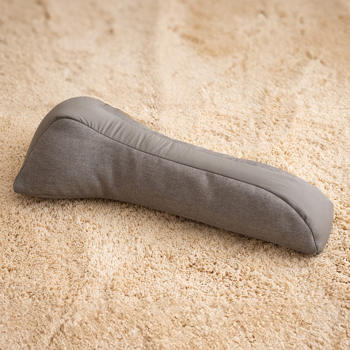 背中をグ~ッと伸ばすまくら 背中枕 クッション ストレッチ エクササイズ ポール 敬老の日 母の日 父の日 ギフト プレゼント