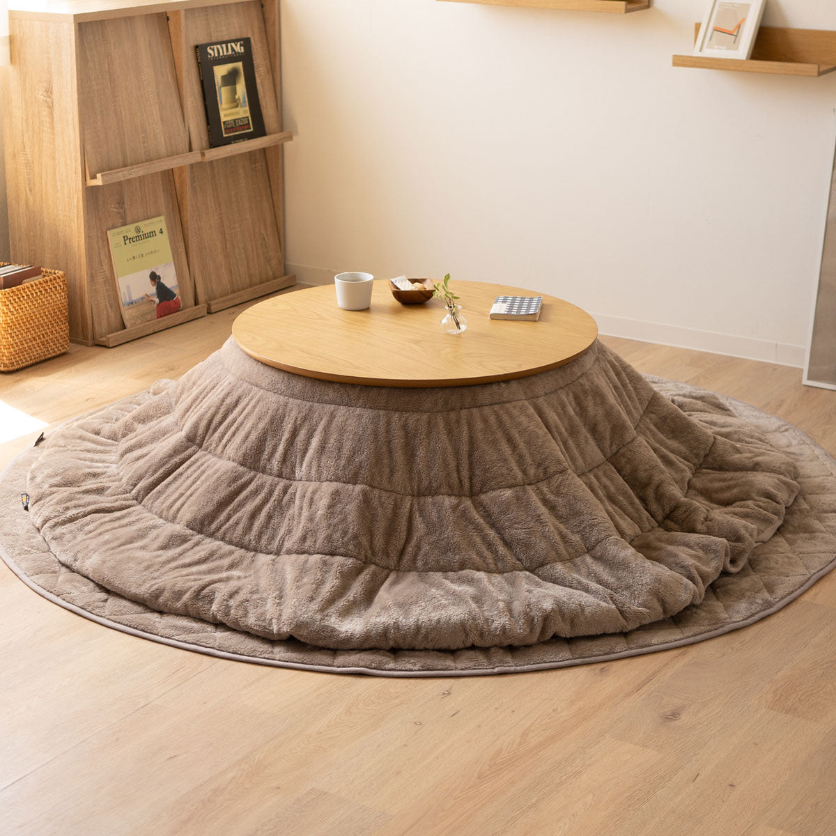 こたつ掛敷セット こたつ布団 ラグ 2点セット こたつ コタツ 炬燵 掛け布団 敷き布団 敷物 カーペット 極暖 +4℃ 吸湿発熱 あったか 秋 冬 防寒対策 寒さ対策 冷え対策 正方形 長方形 円形