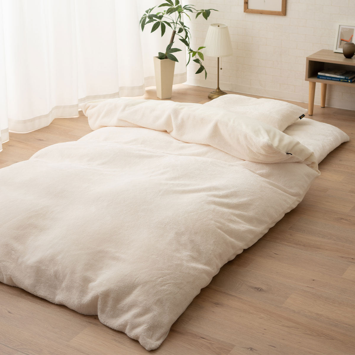 布団用カバー 4点セット 極暖 +4℃ 吸湿発熱 あったか 秋 冬 防寒対策 寒さ対策 冷え対策 (掛け布団カバー/ワンタッチシーツ/枕カバー2枚組)