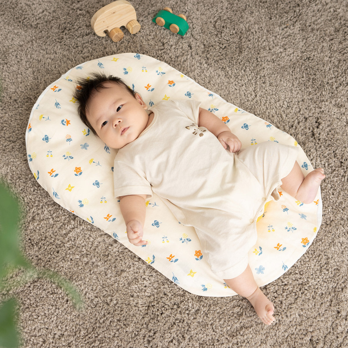 抱っこ布団 ねんねクッション トッポンチーノ 背中スイッチ対策 日本製 綿100% ダブルガーゼ 洗える ベビー布団 ベビークッション 寝かしつけ 夜泣き サポート マタニティ