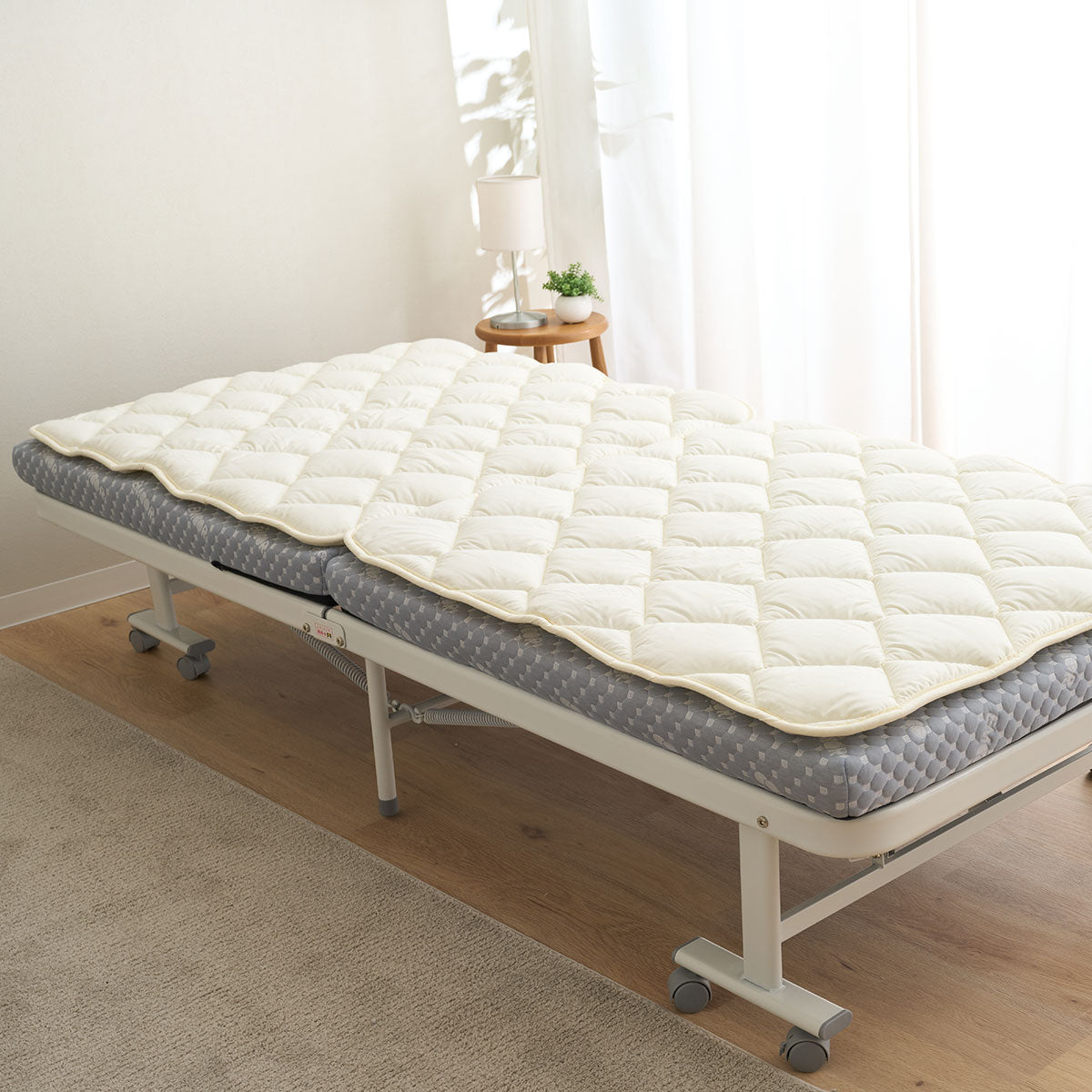折りたたみベッド専用 ベッドパッド 上下2枚組 セミダブル 抗菌 防臭 防ダニ 日本製 綿100% 敷きパッド 寝心地改善 洗い替え オールシーズン
