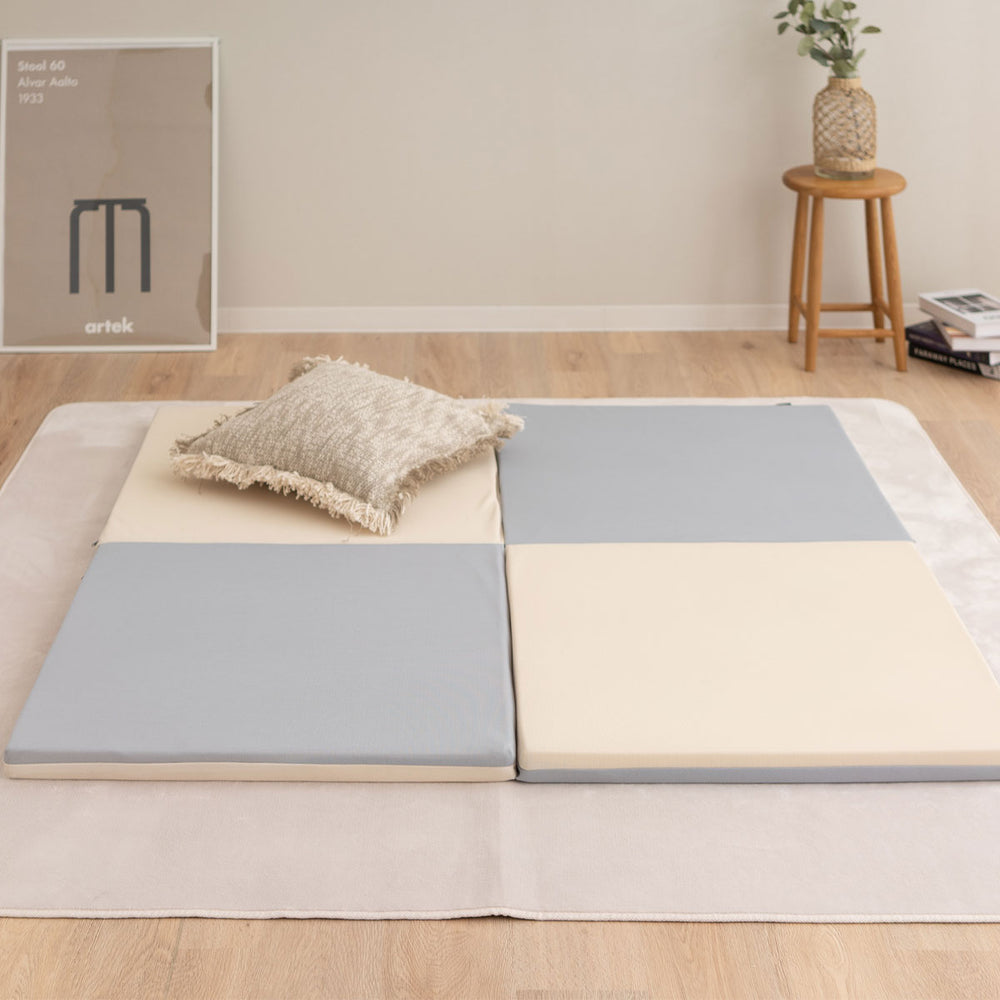 折りたたみ プレイマット 140×140 正方形 ベビーマット クッションマット ラグ 折りたたみ 大判 厚手 防音 防水