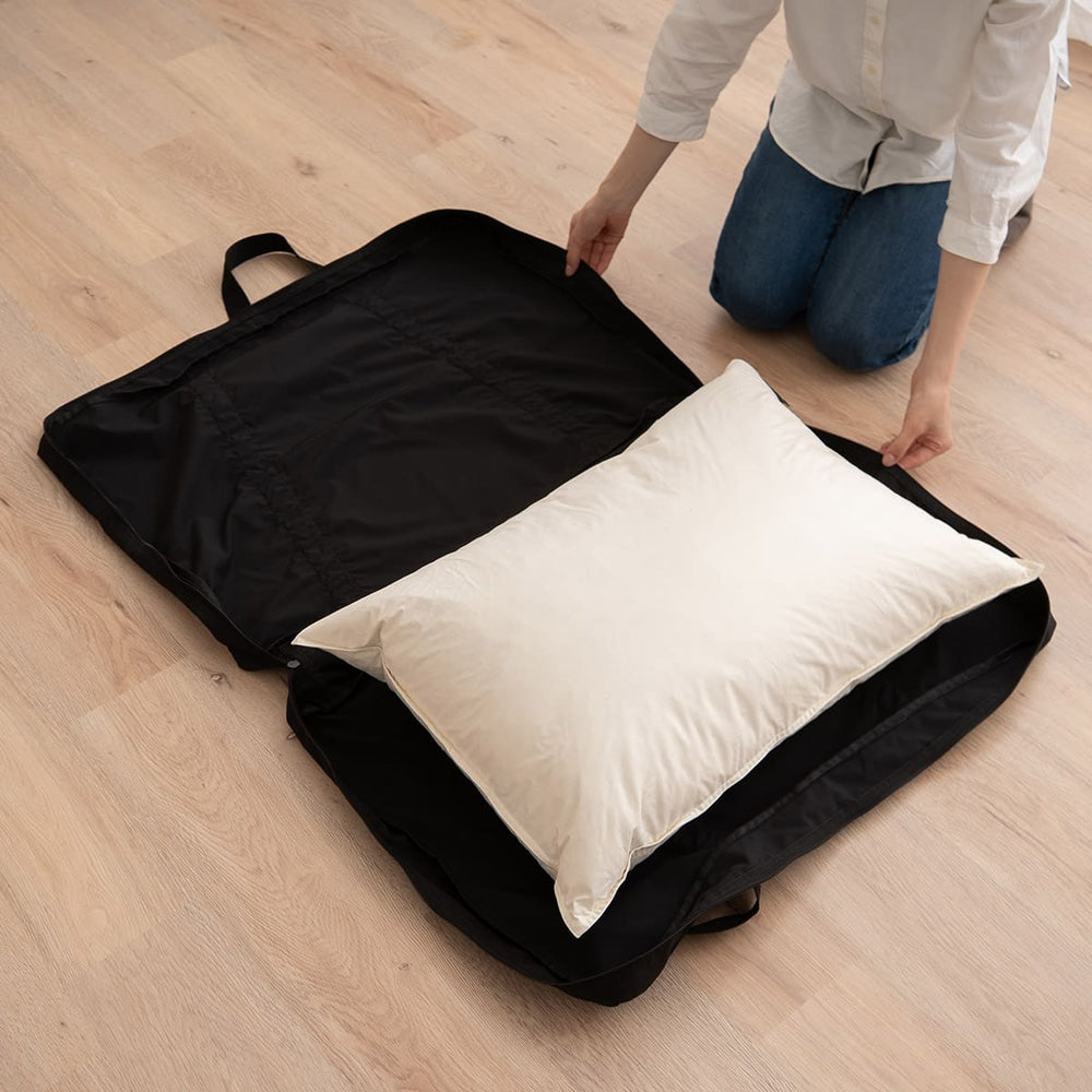 まくら用 収納バッグ 収納ケース (約50×70cmまでの枕に対応) 持ち手付き ポータブル 収納 持ち運び 保管 外泊 遠征 出張 キャンプ 車中泊 避難