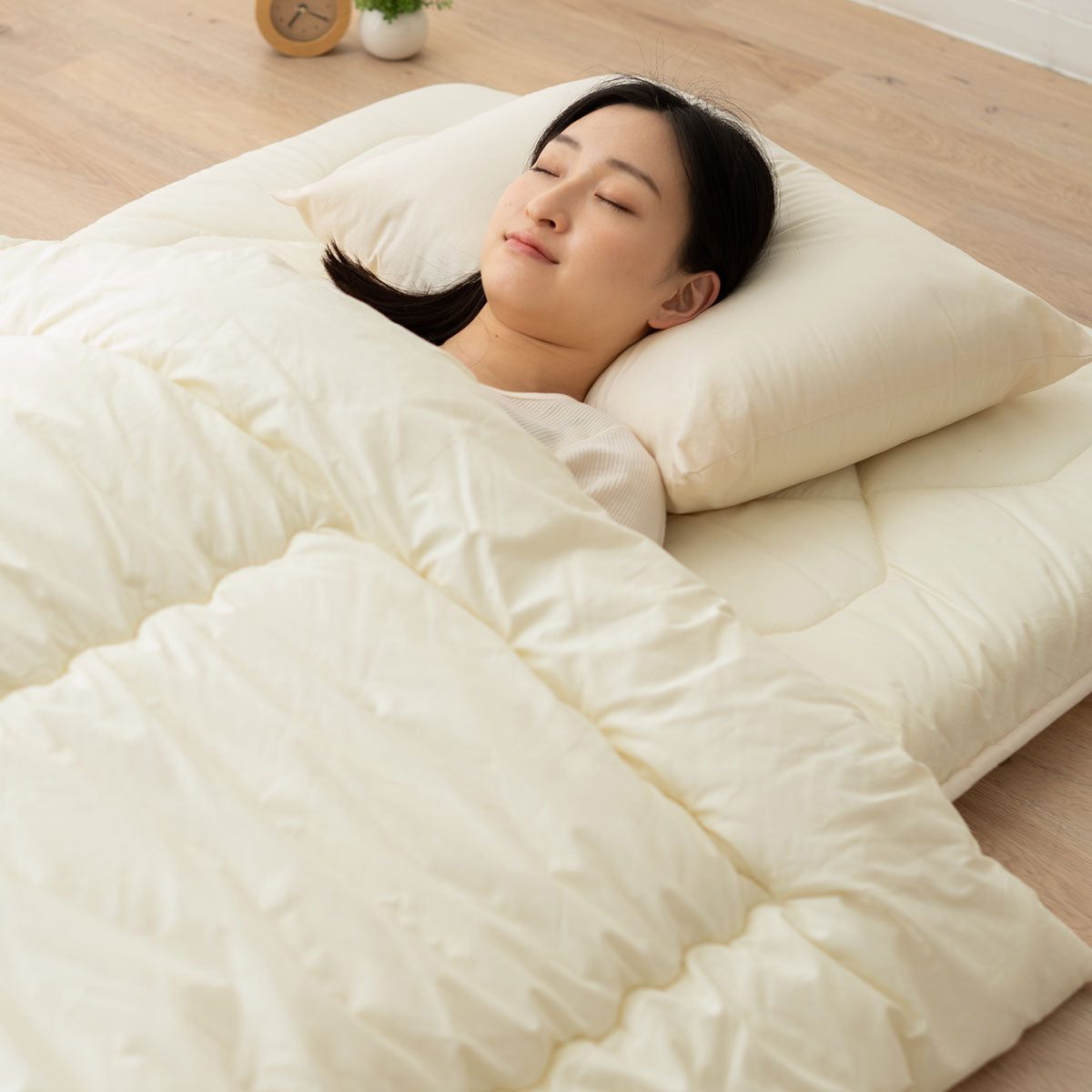 羊毛混 布団4点セット ダブル (掛け布団・敷き布団・枕×2) 日本製 抗菌 防臭 防ダニ 掛け敷き枕 組布団 非圧縮