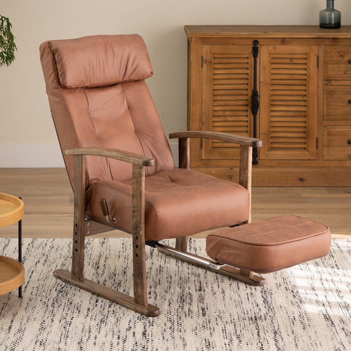 収納式オットマン付き リクライニングチェア 「れおん」 無段階リクライニング 座面高調節可 ヘッドレスト調節可 高座椅子 ソファ 軽量