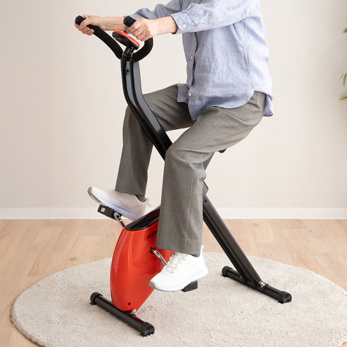 【座運動バイク】 フィットネスバイク エアロバイク ペダル運動 有酸素運動 エクササイズマシン 健康器具 座ったまま トレーニング ダイエット フィットネス ながら運動 ロコモ対策