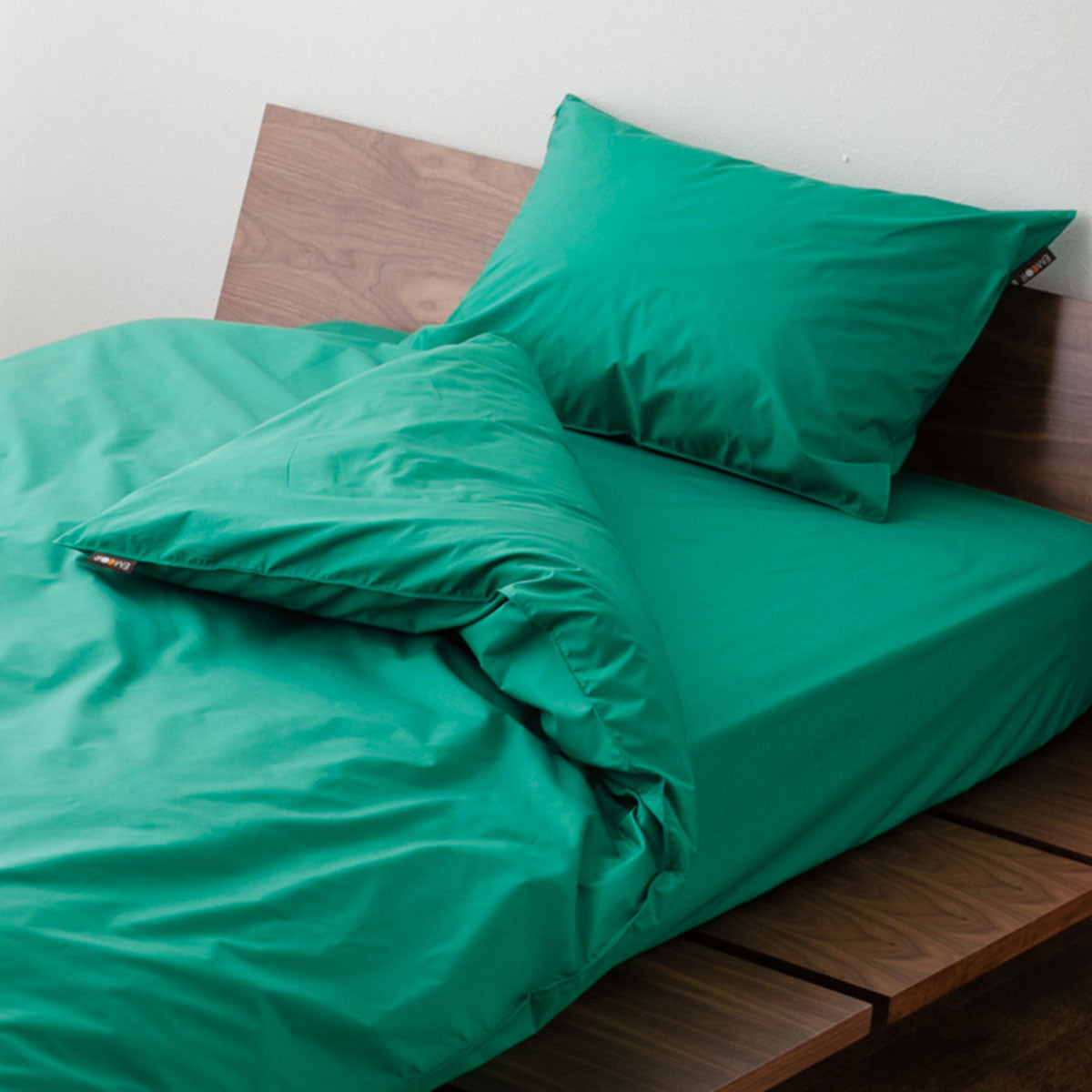 ベッド用カバーセット ダブルサイズ 日本製 抗菌・防臭・防ダニ (掛け布団カバー・ボックスシーツ・ピロケース×2)