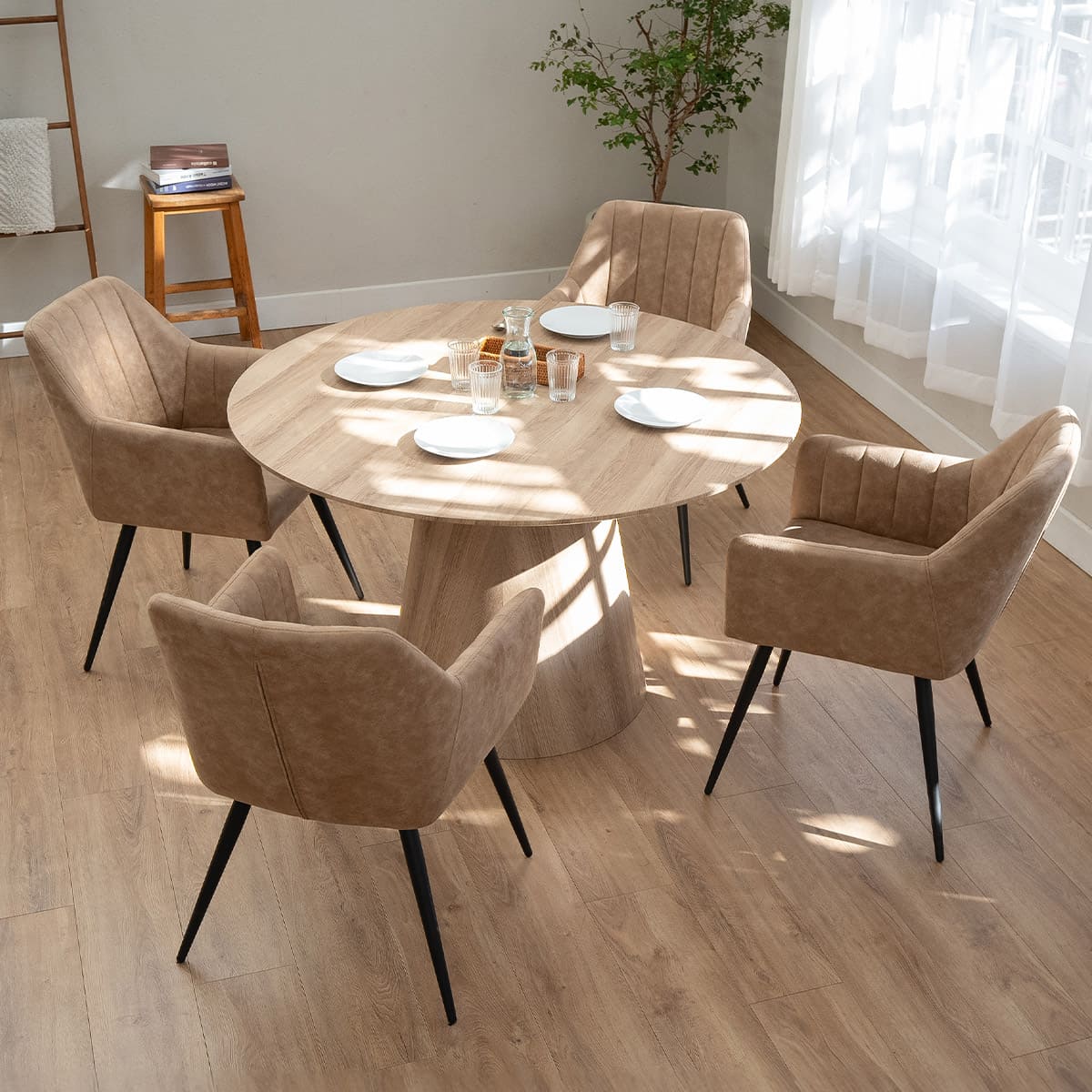 ダイニング5点セット ダイニングセット 直径120cm 円形 4人掛け ラウンドテーブル 肘掛け付きチェア 食卓用 木目調 レザー調 リビング ダイニング