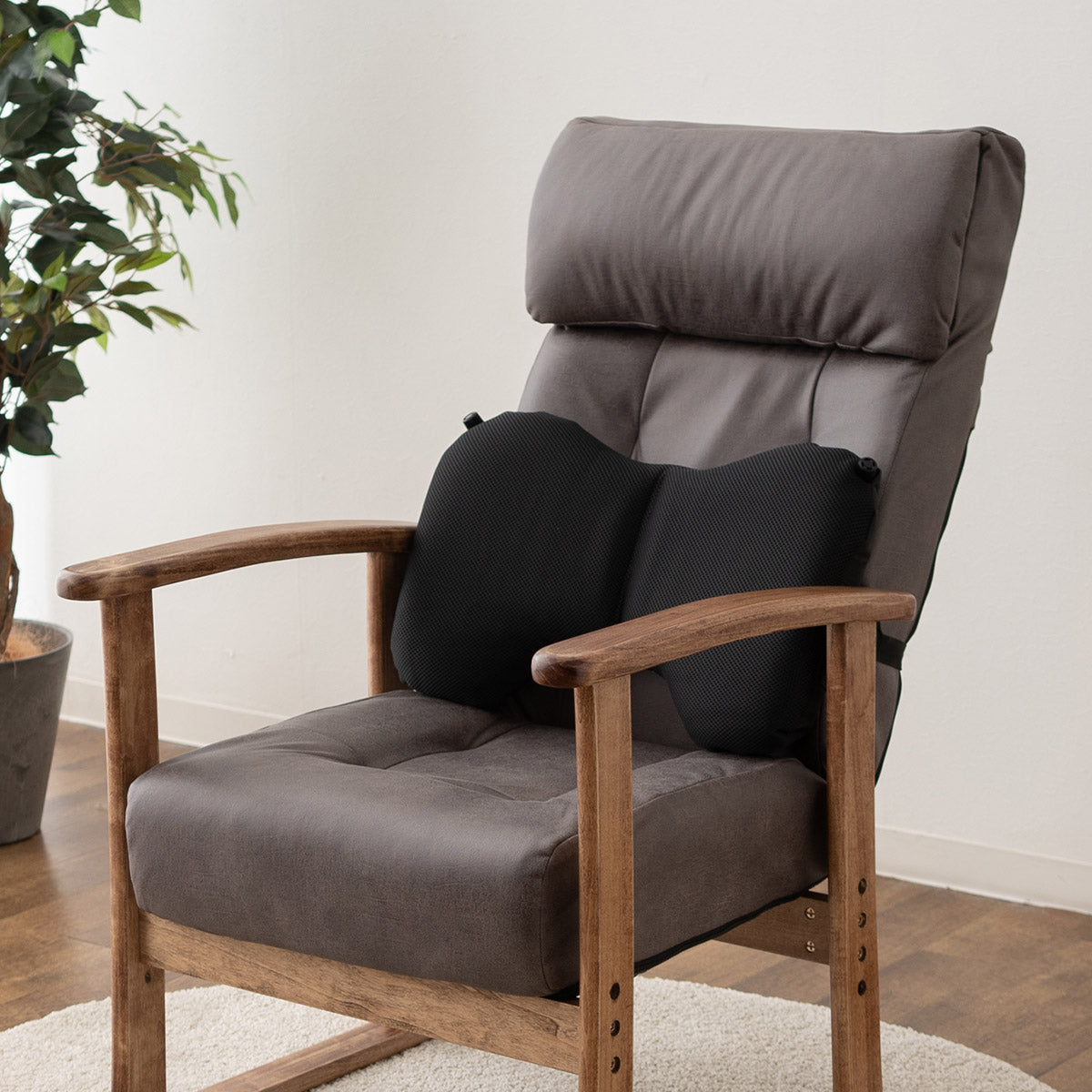 車椅子のクッションメーカーが作った腰クッション リクライニングチェア用 固定バンド付き バブルエアー調整 腰痛対策 医療 介護