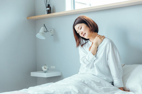 寝違えの原因は枕？メカニズム・症状と寝違いにくい枕も紹介