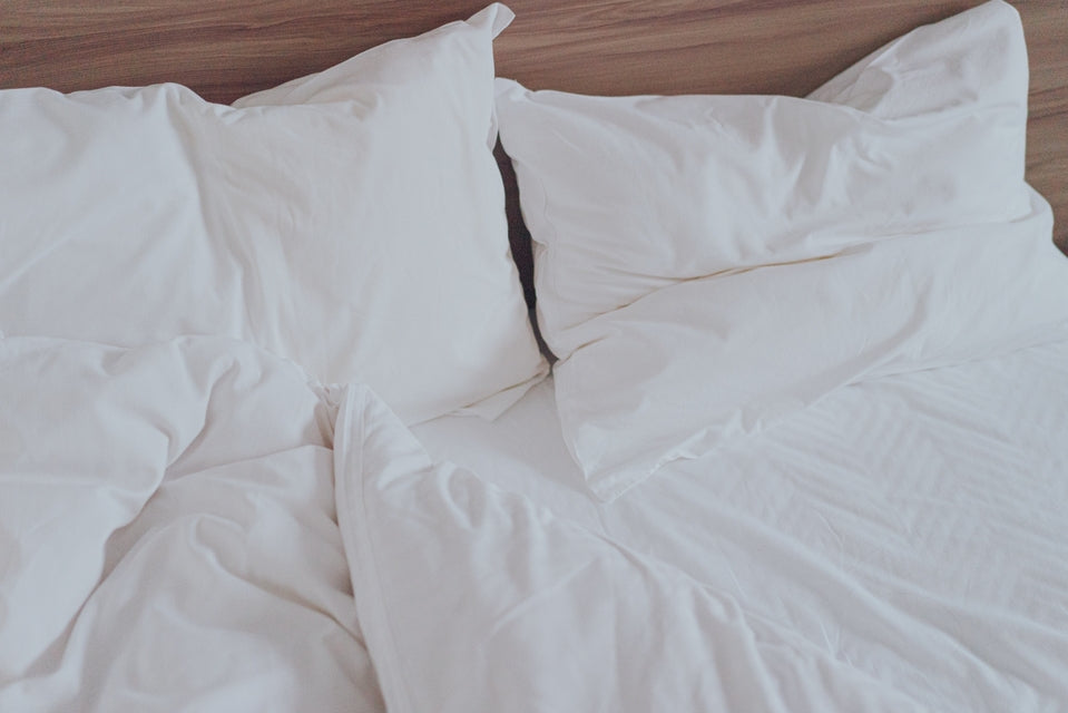 睡眠の質を上げる安眠グッズ6選。快眠に欠かせないノンレム睡眠とはどんな状態？