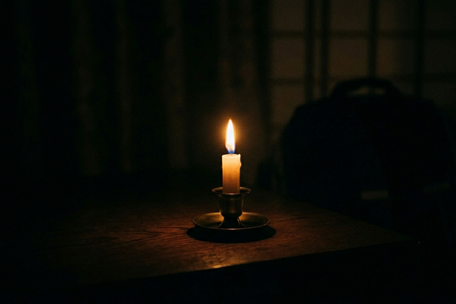 専門家に聞く"寝室環境の適切な明るさ"～寝室の明るさ・照明気にしていますか？～