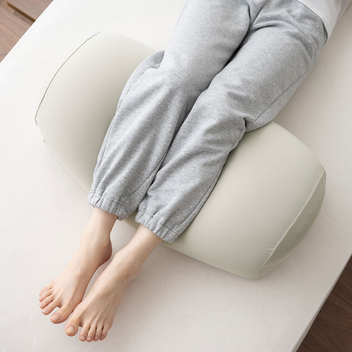 ウルトラストレッチ フィットシーツ 膝まくら専用カバー 冷感 ひんやり クール 抗菌 防臭 伸びる ズレにくい メール便対応