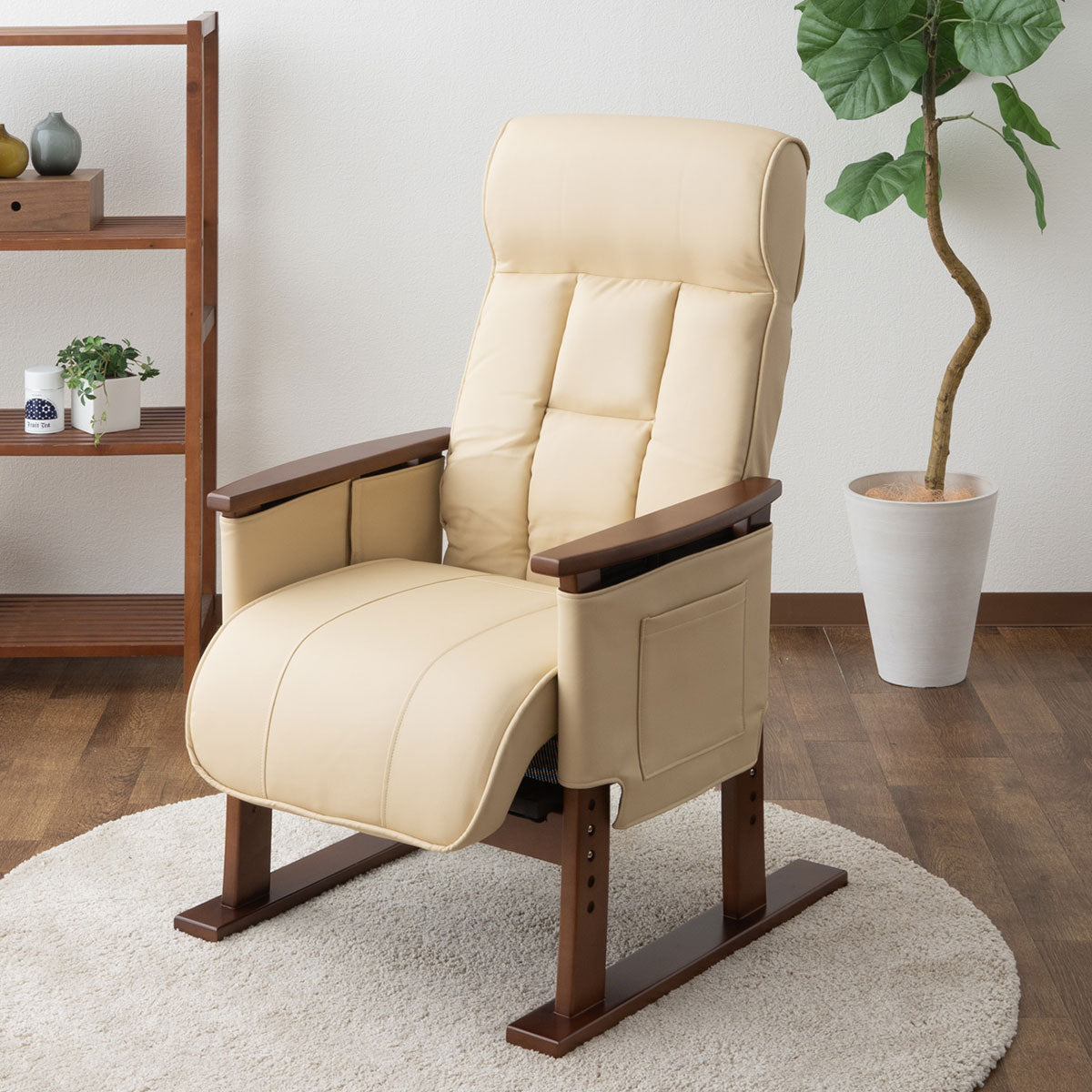 立ち上がり補助機能付き リクライニングソファ パーソナルソファ 肘付き リクライニング 高さ調節 角度調節 腰痛対策 高座椅子