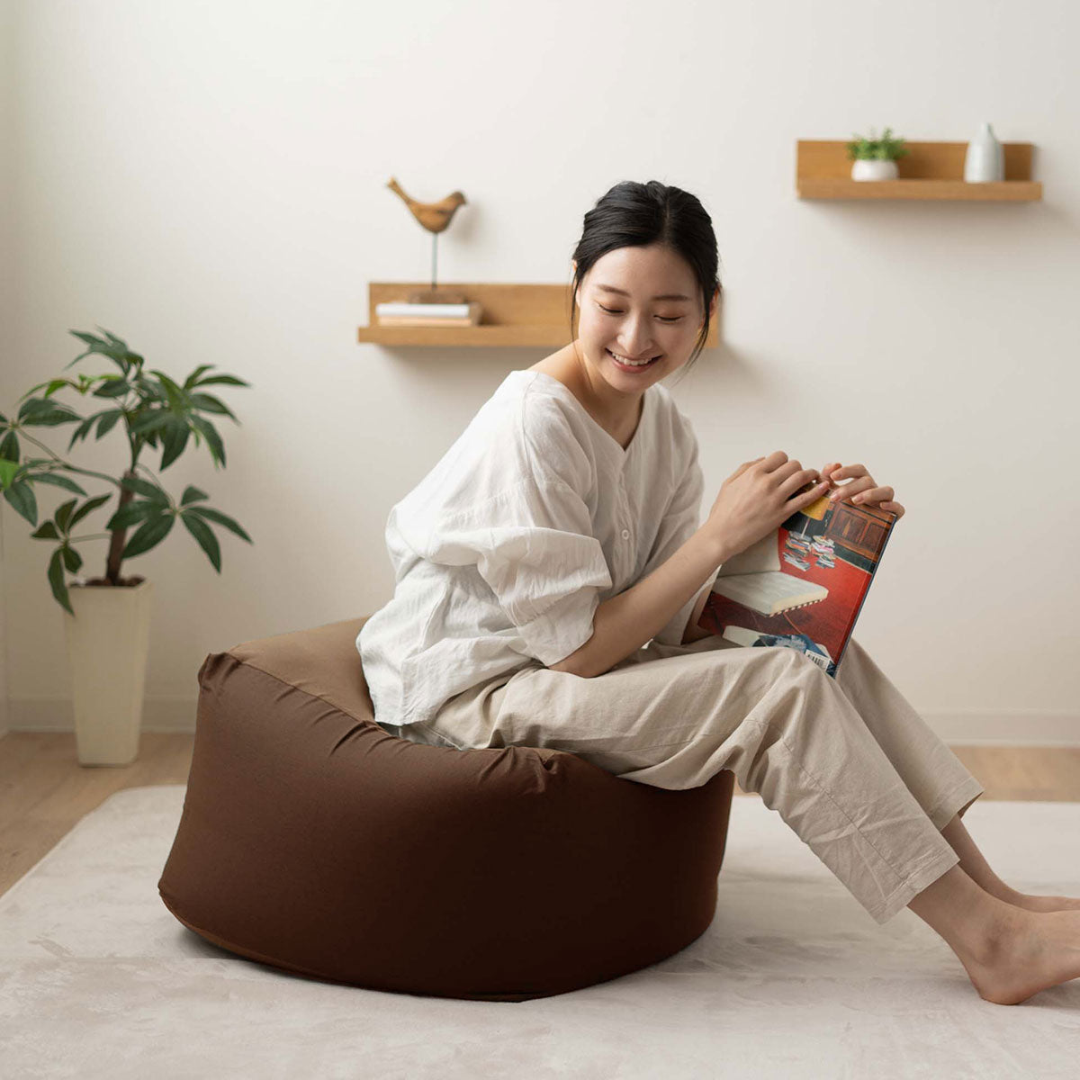 ビーズクッション「人をダメにする もちもち クッション」もちもちシリーズ キューブ Mサイズ