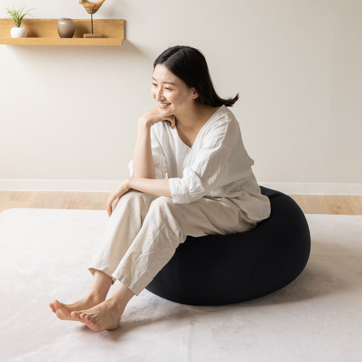 もちもち/mochimochi】ビーズクッション Sサイズ | 寝具・家具の専門店
