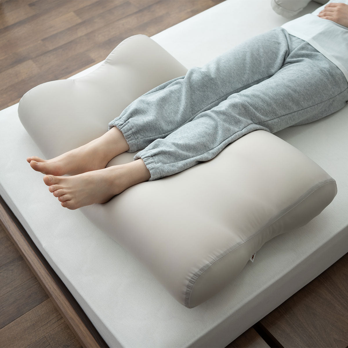 至福の睡眠】 足枕 ギフト プレゼント 実用的 フットピロー | 寝具