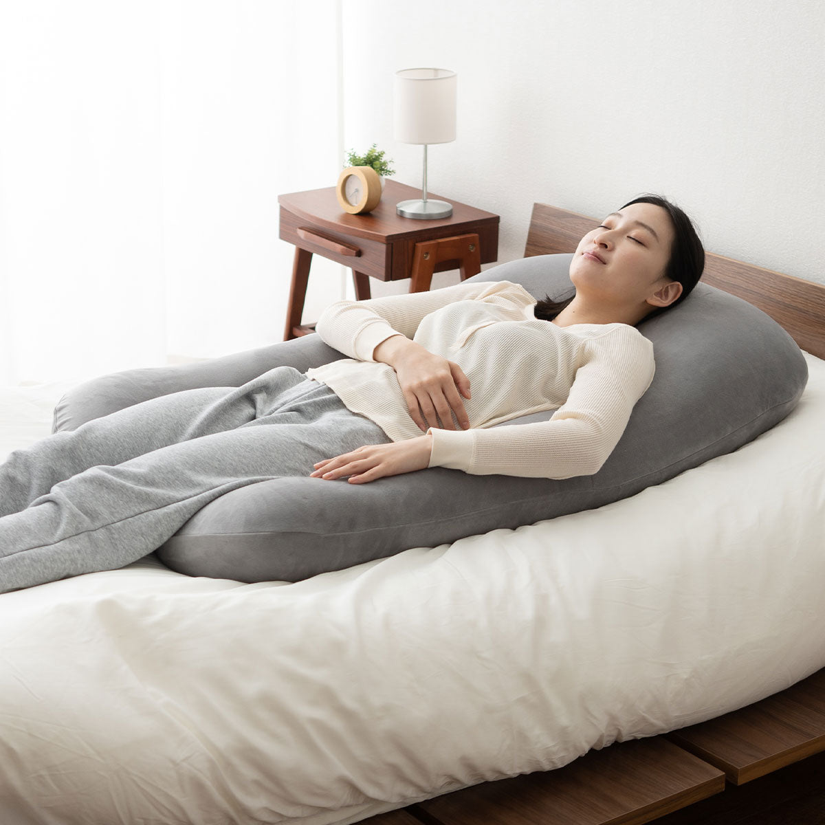 至福の睡眠】 抱き枕 U字ピロー ギフト プレゼント 実用的 日本製