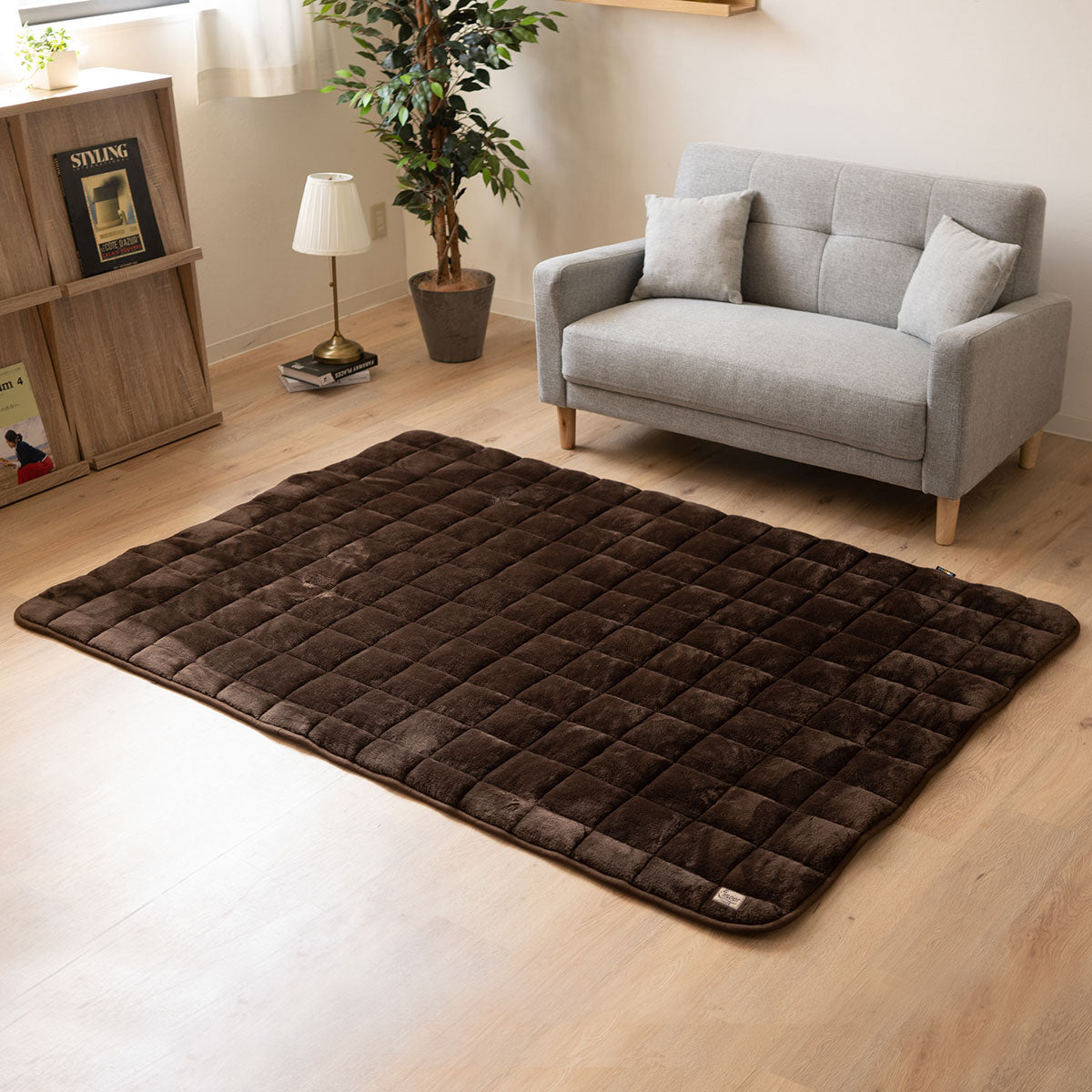 エムールヒートプラス ラグ 190×190cm 正方形 約2畳 カーペット 絨毯