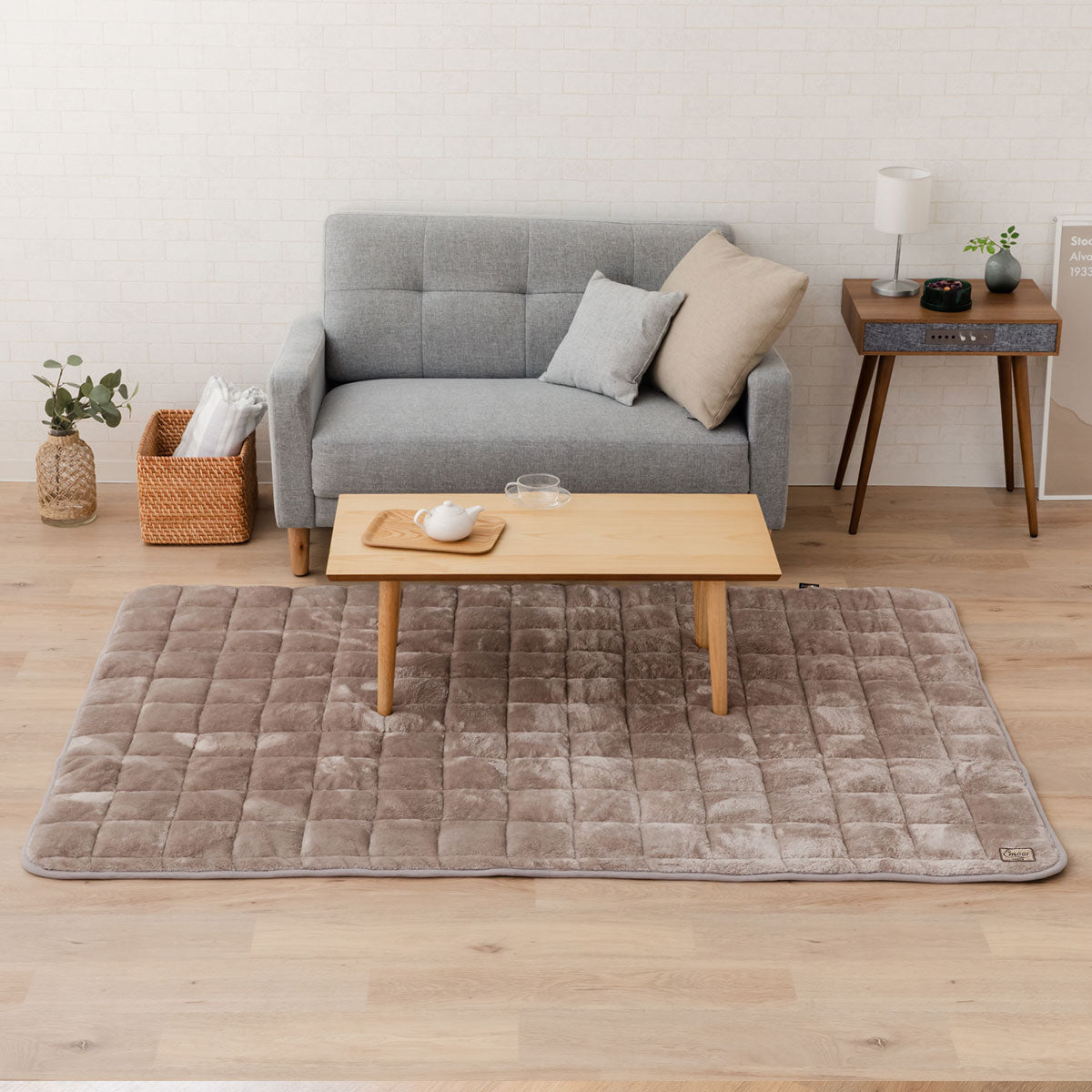 エムールヒートプラス ラグ 190×190cm 正方形 約2畳 カーペット 絨毯