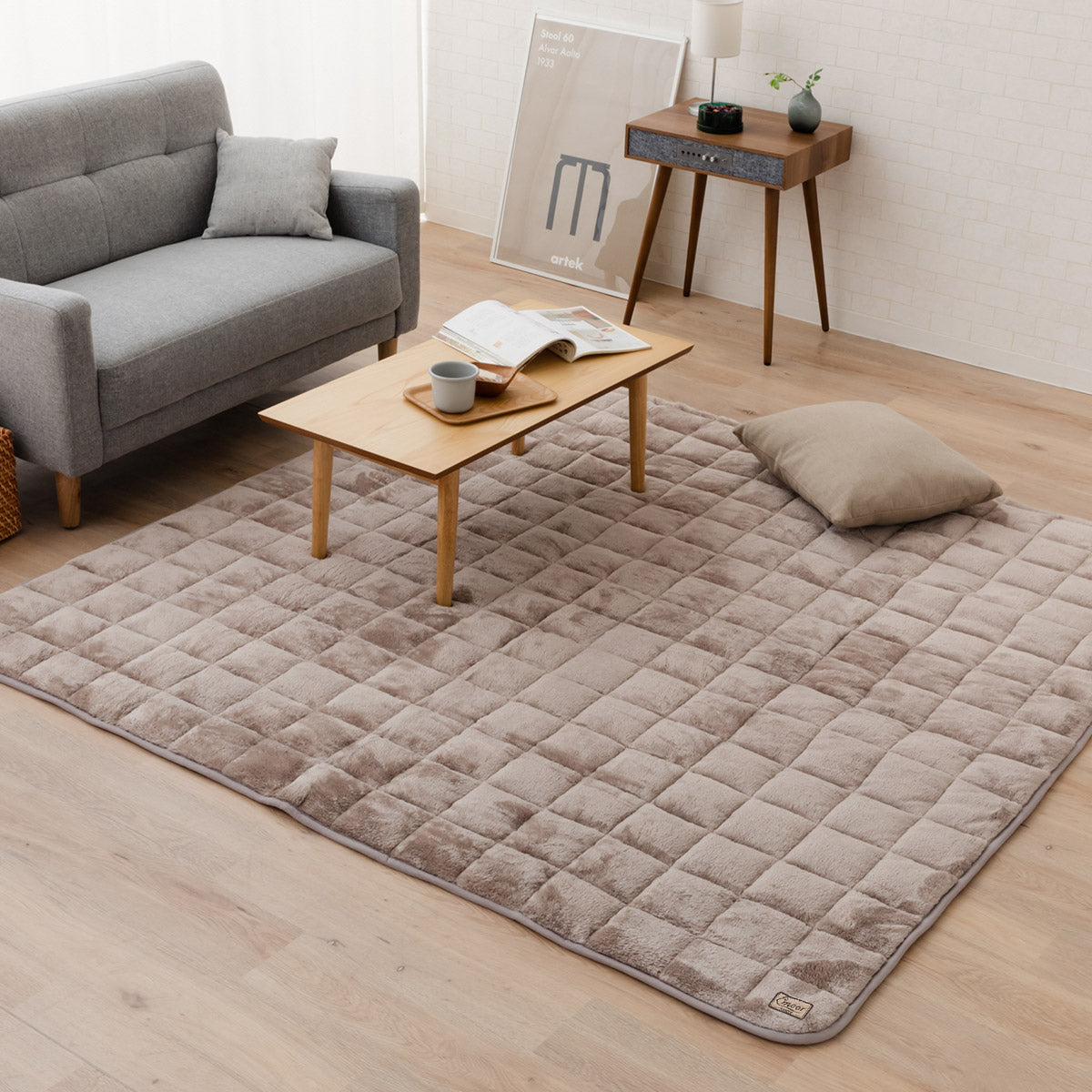 エムールヒートプラス ラグ 190×190cm 正方形 約2畳 カーペット 絨毯