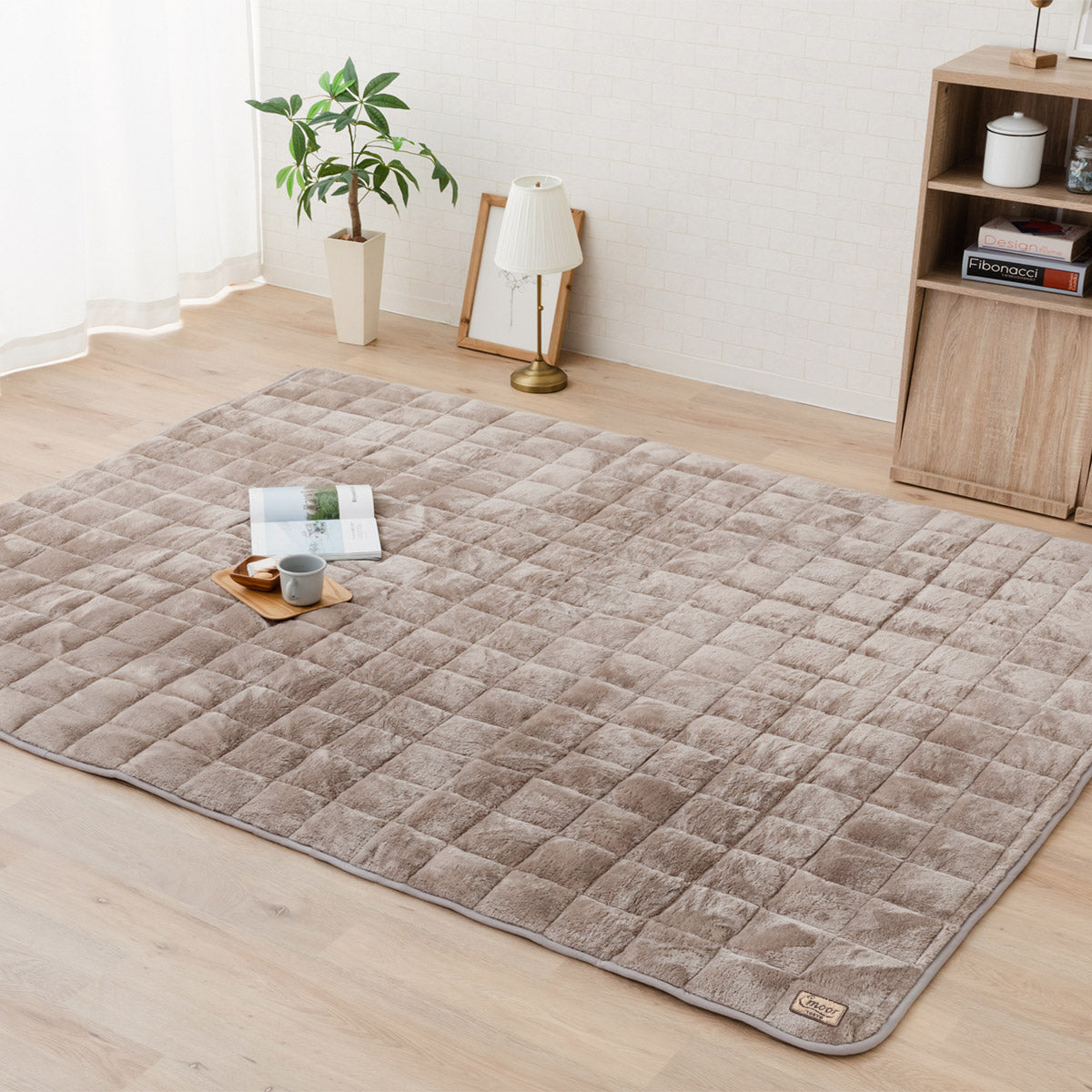 エムールヒートプラス ラグ 190×240cm 長方形 約3畳 カーペット 絨毯