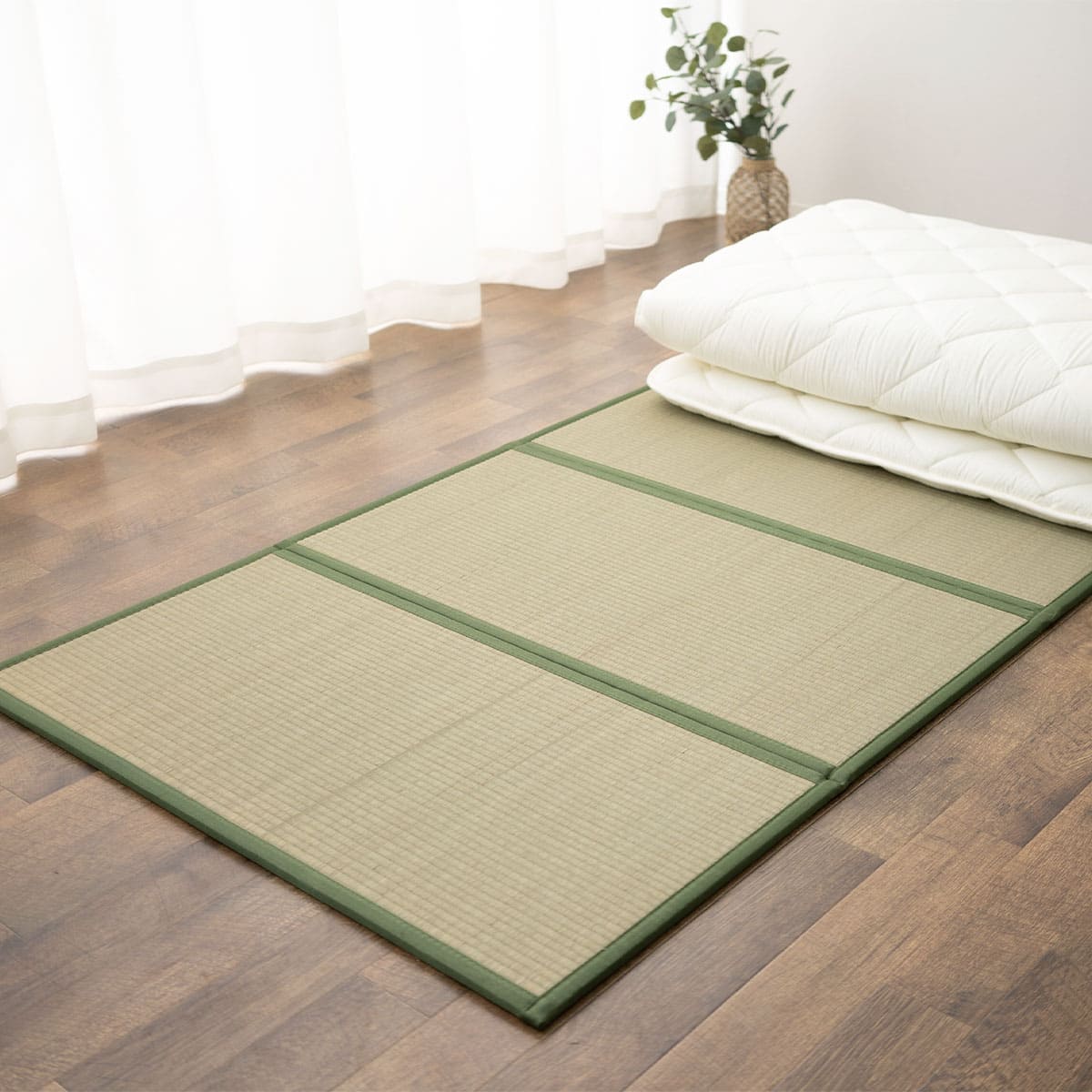 畳マット クイーン 約160×200×1.1cm い草 100％ 目積織 生成り 折りたたみ 軽量 コンパクト 4つ折り 畳マットレス リビング〔代引不可〕 畳マット クイーン 約160×200×1.1cm い草 100％ 双目織