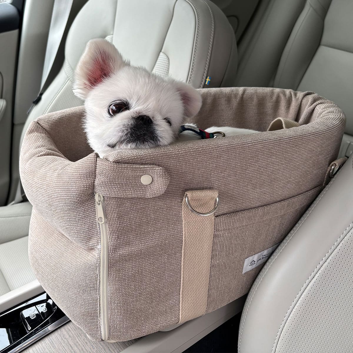 ペットベッド ドライブボックス ドライブベッド 車 犬 猫 ベッド 飛び出し防止 滑り止め 通気 耐噛み ふわふわ 小中型犬 猫 ペット カー用品 軽自動車 柴犬 車酔い防止 犬 ドライブベッド 犬用 ペット用 カー用品 猫用 中型犬