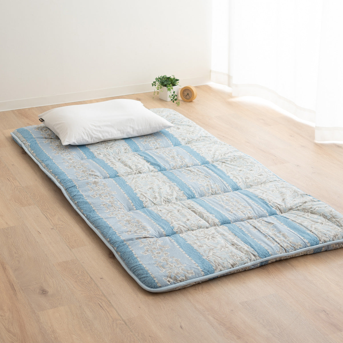 日本製 軽量 6つ折り 敷き布団 ダブルサイズ 約140×200cm | 寝具・家具