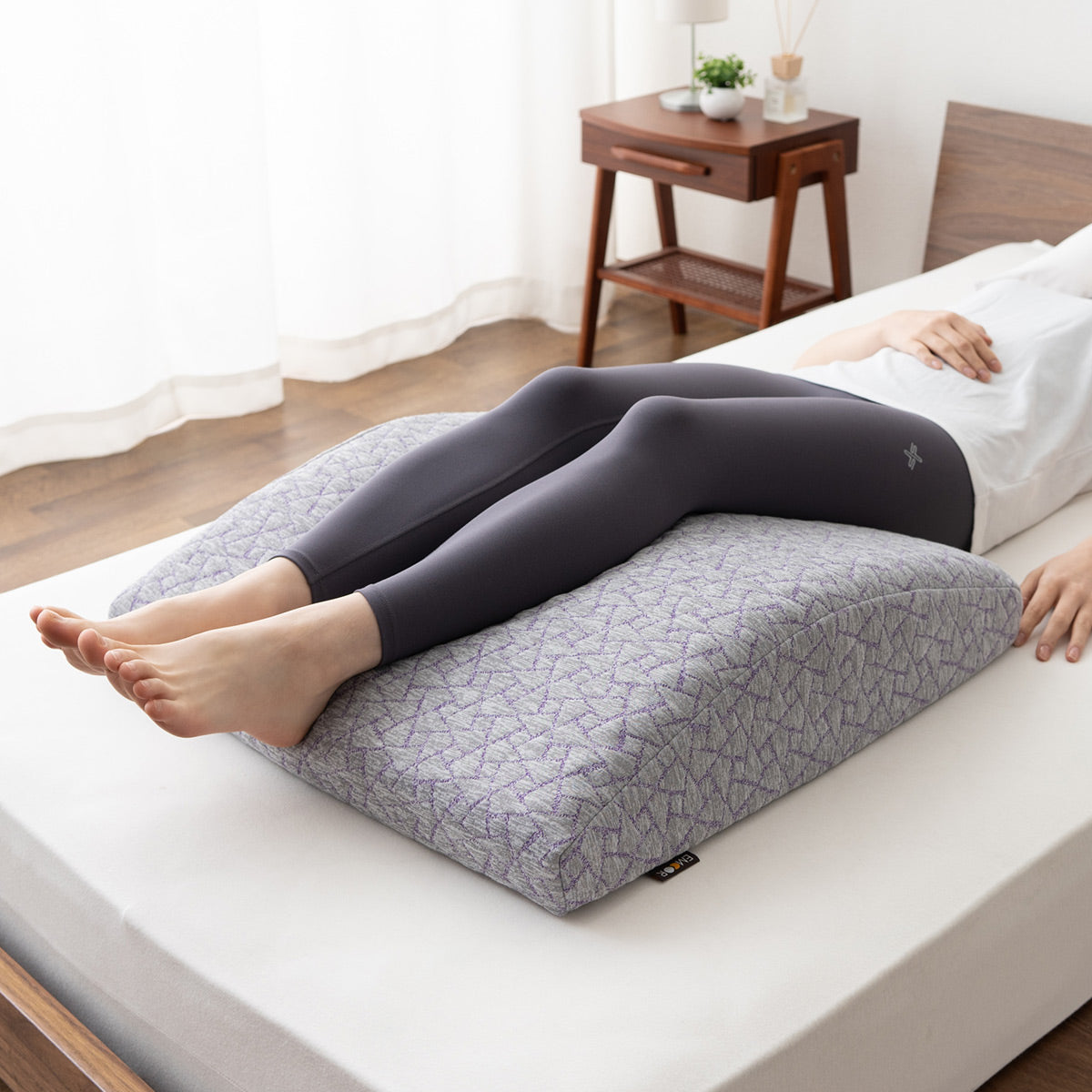 スロープフットピロー 足枕 カバー付き しっかり支えるワイドタイプ