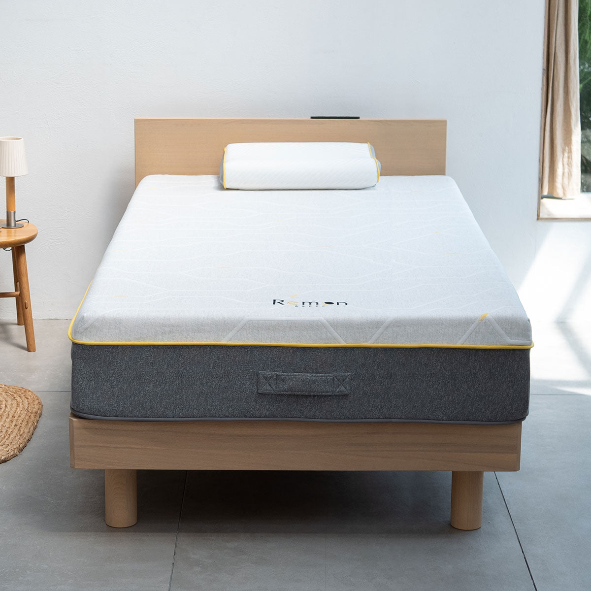 REMONマットレス β ベータ セミダブルサイズ 極厚 25cm 4層構造 低ホルムアルデヒド 低反発ウレタン 高反発ウレタン 取っ手付き