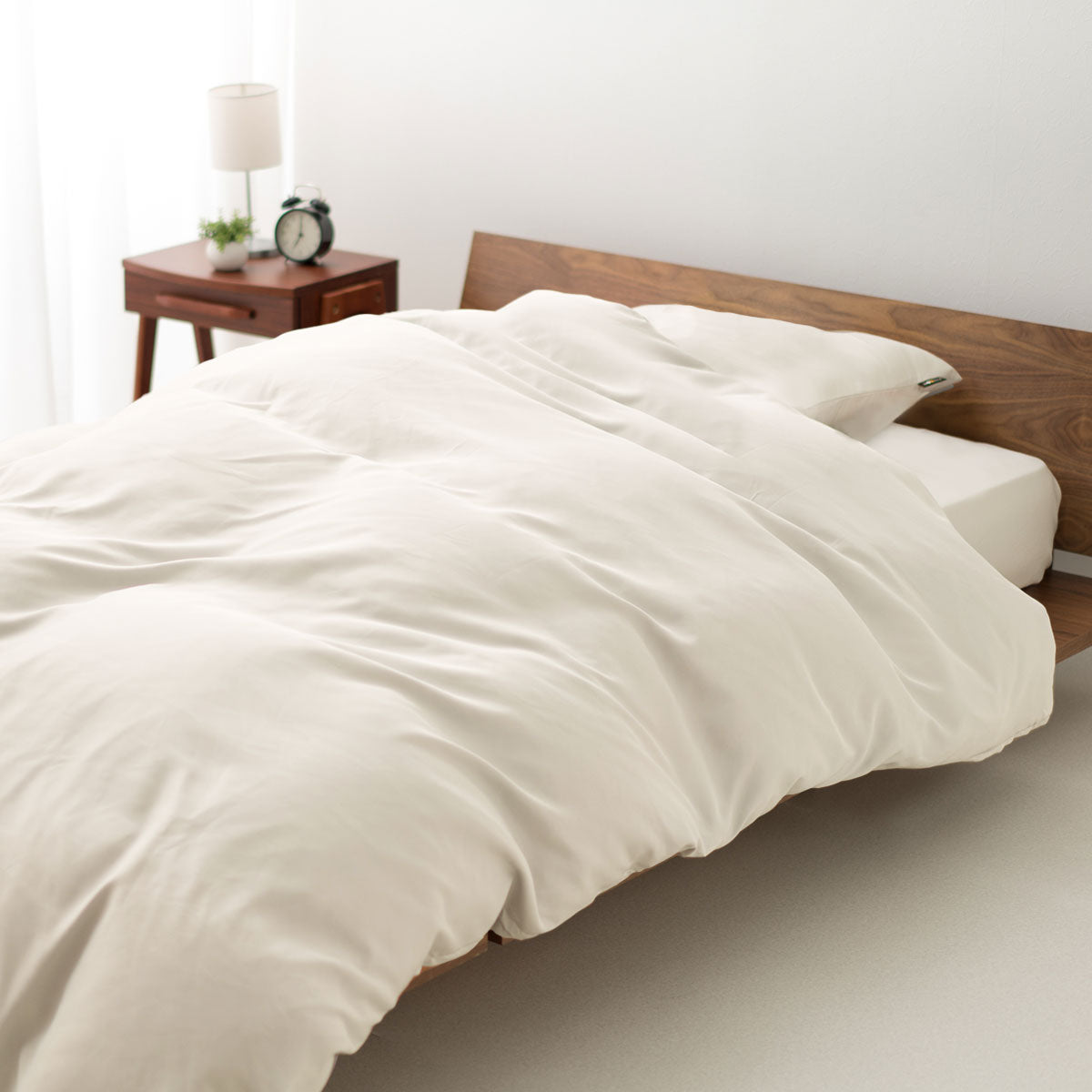 羽毛布団 8点セット セミダブル ベッド用 敷きパッド 全部入り 新品 送料込み 楽天市場】【MAX50%OFFクーポン発行中】 ＼ふわふわの寝心地に