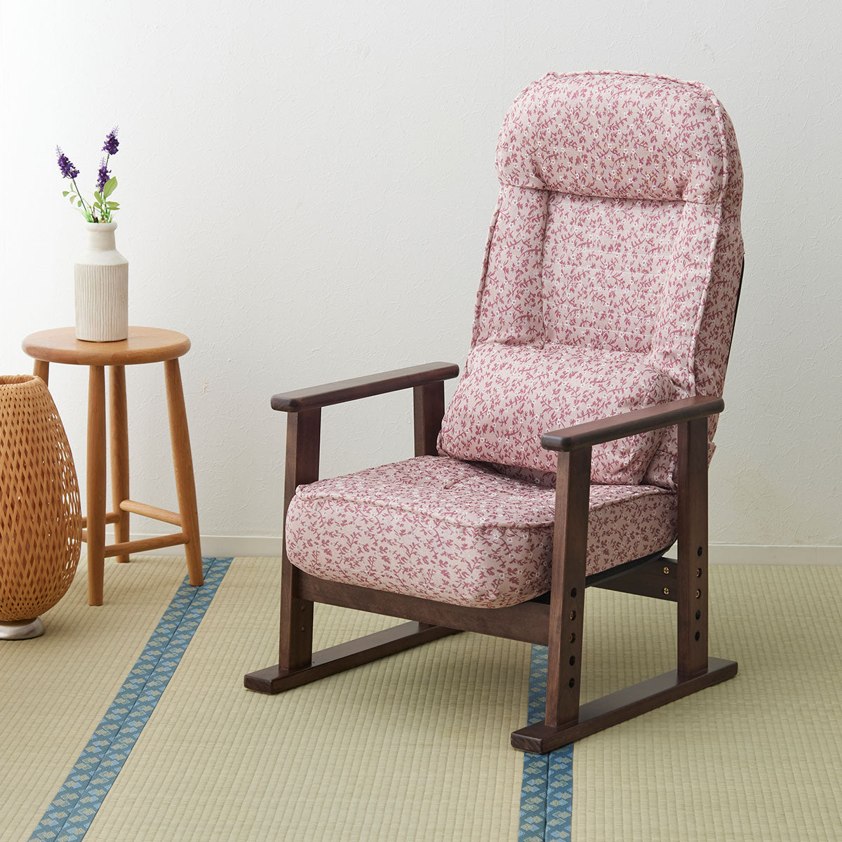 未使用【組立不要】 高座椅子「きらく」 肘付き リクライニングチェア ブラック 組立不要】 高座椅子 きらく 高齢者 肘付き リクライニング