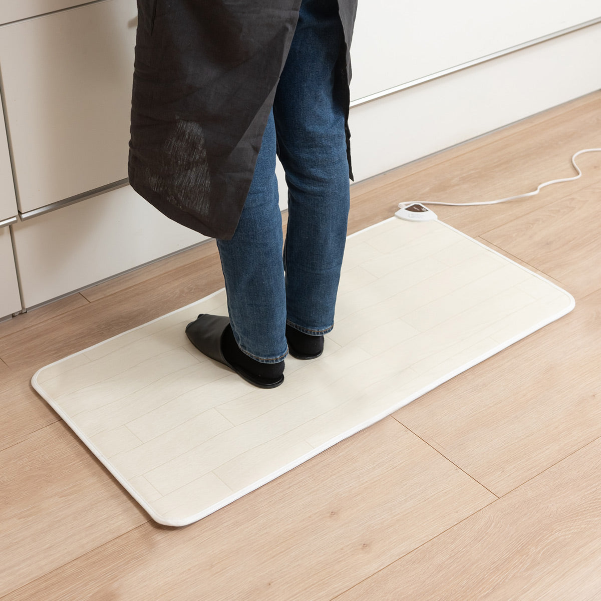 ホットキッチンマット 幅90cm 日本製 防水 抗菌 防カビ 省エネ 暖房