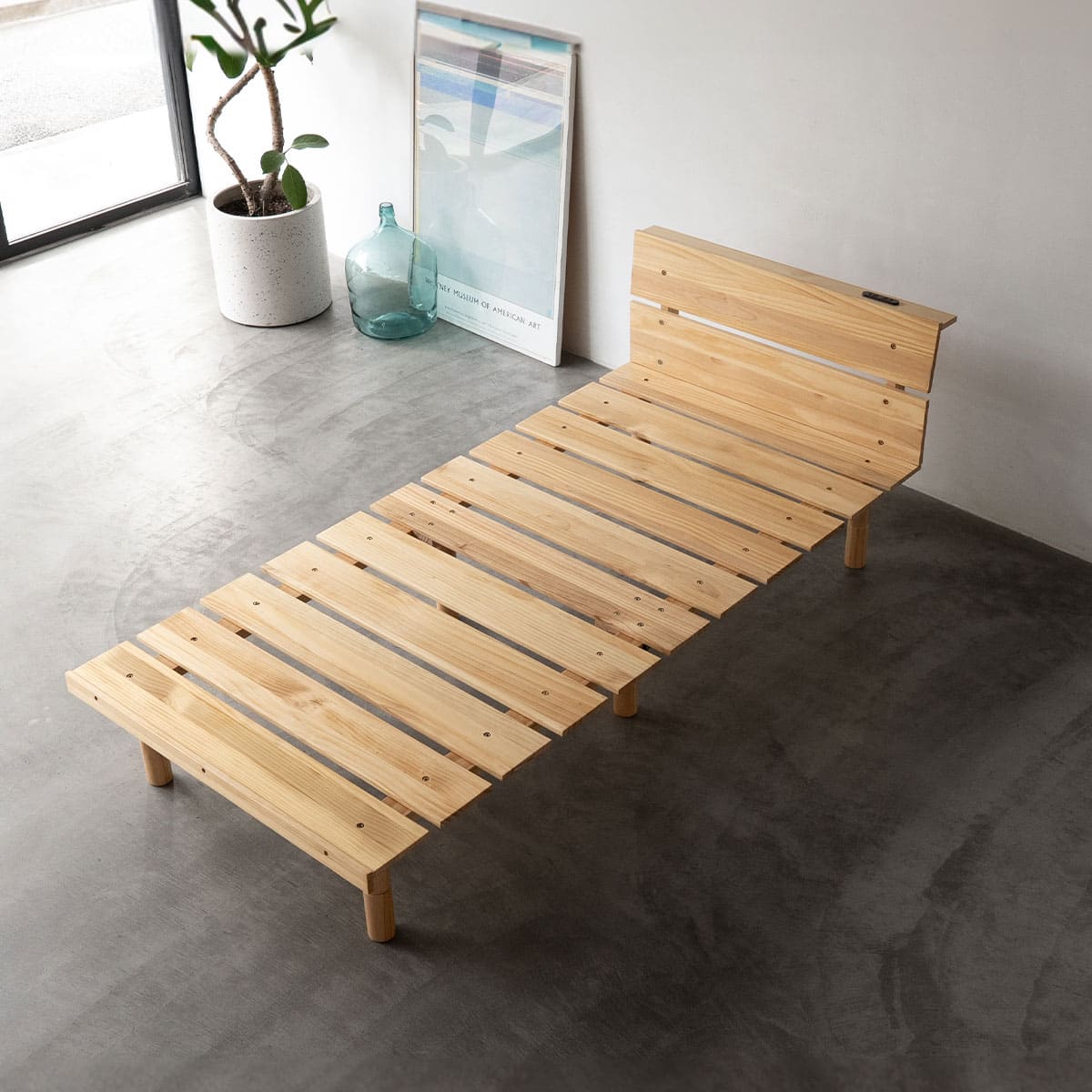 高さが変えられる 天然木 すのこ ベッド OSMOS PLUS (オスモス プラス) ベッドフレーム ヘッドボード付き 2口コンセント付き 3段階高さ調節可能 スノコ 調湿 湿気対策 カビ対策