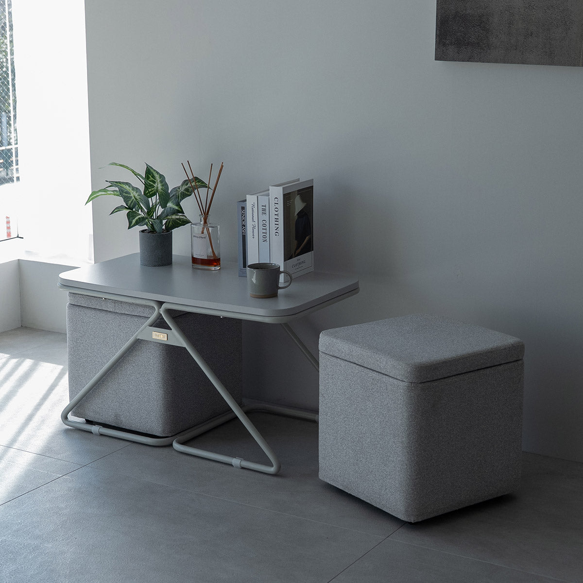 サイドテーブル、カフェテーブル、イス ELEMENTS カフェ テーブル セット チェア 2脚 3点 直径 60cm 高さ 72cm